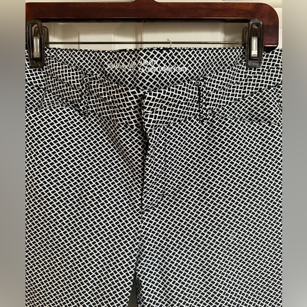 GAP Black/White Pants- Size 8 - Picture 3 of 7